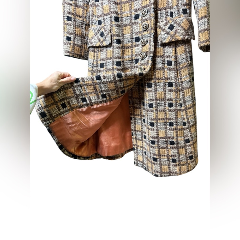 Vintage Tweed and Raccoon, Penny Lane fur coat, medium - Picture 7 of 10